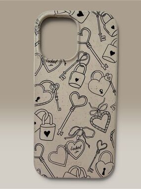 Pela IPhone 17 Love Locked Case